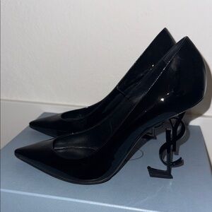 Saint Laurent Black Patent Heels